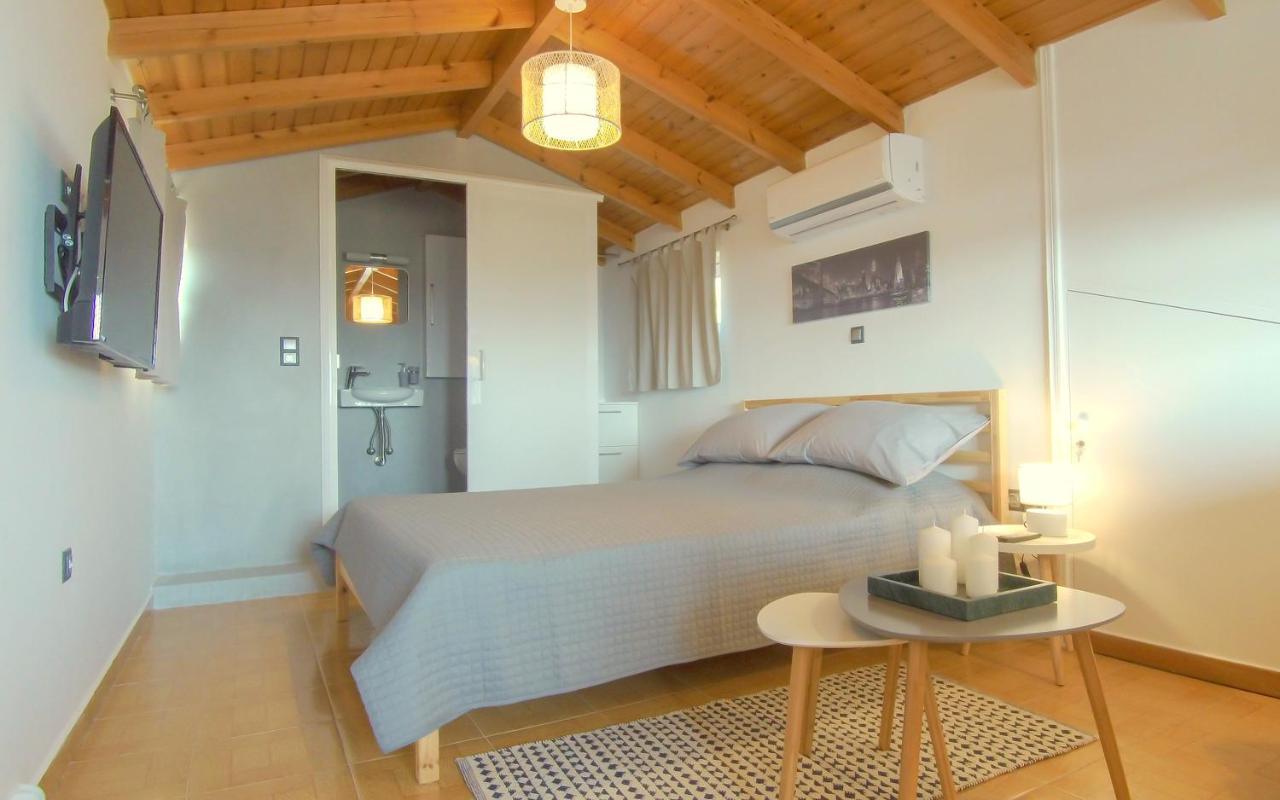 Augoustinos - Sea Side Luxury Apartments อาร์เตมีดา ภายนอก รูปภาพ