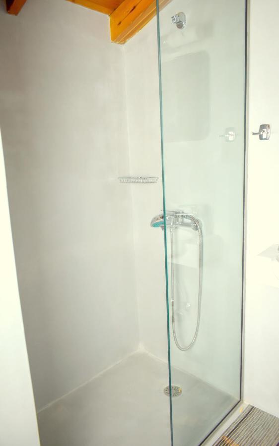 Augoustinos - Sea Side Luxury Apartments อาร์เตมีดา ภายนอก รูปภาพ
